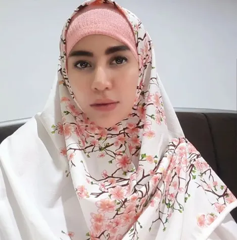 Daftar Berita Seleb Paling Heboh di Bulan April 2019. Please, Jangan Julid! 8