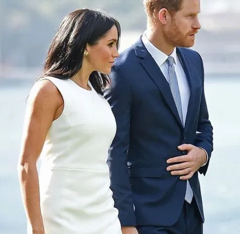 Baru 9 Jam Dibuat, Akun IG Pangeran Harry dan Istrinya Langsung Diikuti 3,3 Juta Orang. Gimana Bisa? 3