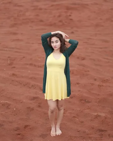 Kepergok Jalan Bareng Sule, Ini Nih Sosok Naomi Zaskia yang Sedang Banyak Dibicarakan 9