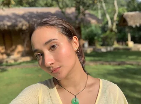 Kepergok Jalan Bareng Sule, Ini Nih Sosok Naomi Zaskia yang Sedang Banyak Dibicarakan 10