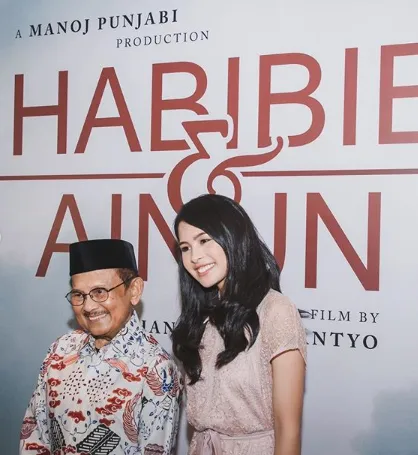 Maudy Ayunda Berprestasi Lagi! Bakal Memerankan 'Ainun' dan Dipilih Langsung Sama Eyang Habibie 3