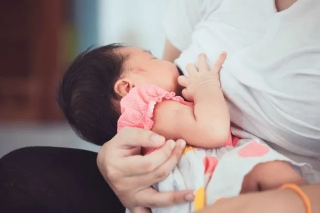 Hamish 'Hadiahi' Raisa Staycation, Ini 5 Alasan Kenapa Hal Serupa Bisa Diterapkan oleh Para Suami 7