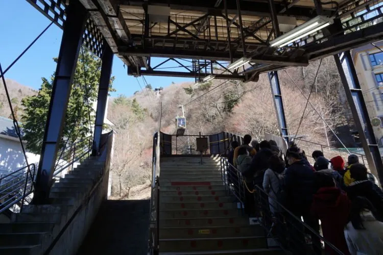 Begini Rasanya Naik Kereta Gantung di Gunung Fuji, Jepang. Agak Serem Tapi Seru Abis! 6
