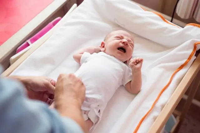 Mengenal 9 Macam Tangisan Bayi dan Artinya. Pahami Biar Nggak Panik Lagi Saat Kelak Jadi Orang Tua 16