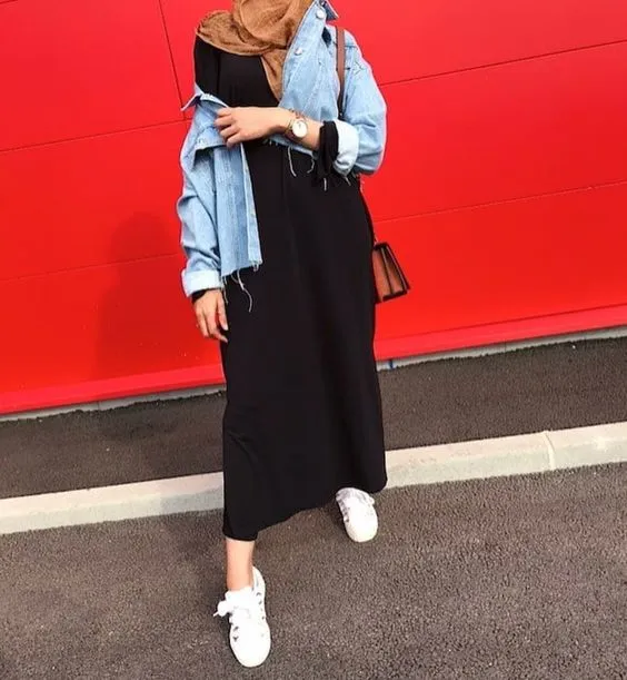 10 Ide Outfit Bagi yang Berpantat Lebar Demi Tampil 'Sopan', Proporsional dan Nyaman 19