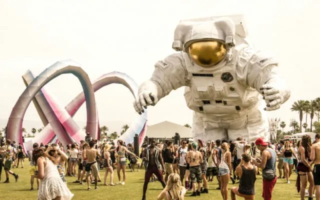 Seperti Ini Lo Festival Musik Coachella dari Masa Ke Masa. Seseru Apa Sih Memangnya? 16
