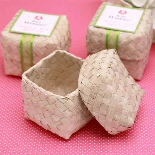 10+ Ide Desain Pouch Cantik untuk Suvenir Pernikahan. Multifungsi dan Bujetnya Bisa Menyesuaikan 20