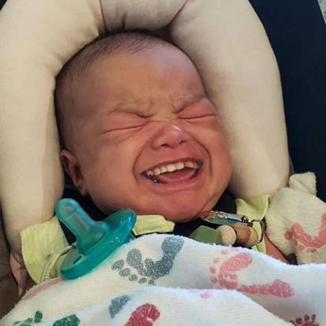 Kalau Bayi Udah Punya Gigi Sejak Lahir, Beginilah 11 Penampakannya. Bukannya Lucu, Malah Jadi Serem! 21