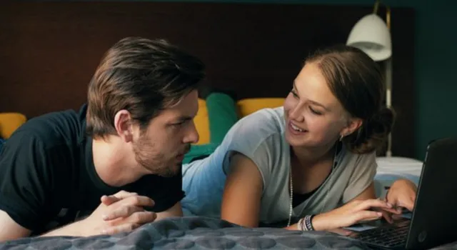 8 Film yang Bakal Buatmu Patah Hati, Meski Lagi Nggak Punya Pacar. Sedih Kebawa Dramanya :'( 14