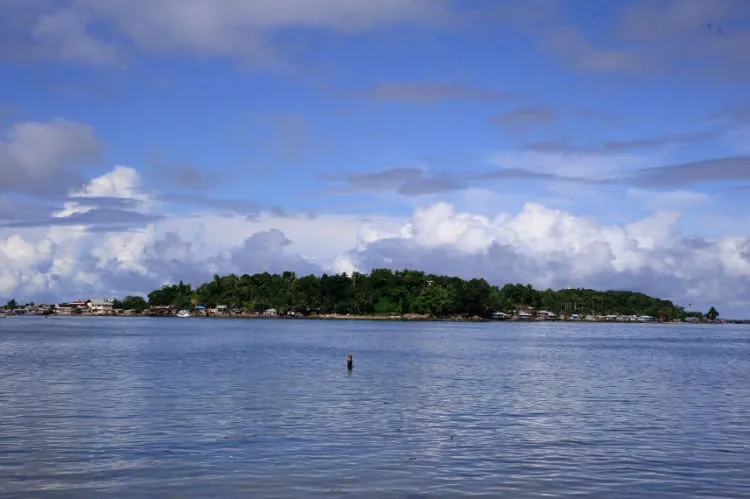 Jelajahi Indahnya 8 Destinasi Wisata Hits di Sorong, Papua Barat. Tanah Papua Memang Tanah Surga! 15