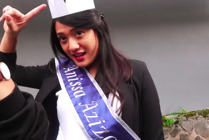 Lagi Hamil Besar, Anissa Aziza Berangkat ke Bandung Demi Sidang Skripsi. Perjuangannya pun Terbayarkan! 4
