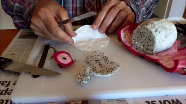 Cara Mengambil Biji dari Buah, Sayur, dan Bunga untuk Ditanam Lagi 14 cara mengambil biji dari buah