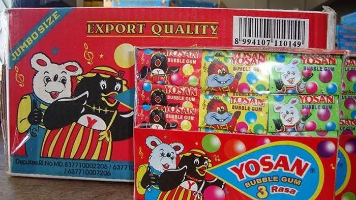 Belum Lama sih, Tapi Udah Kangen! 16 Jajanan Legend ini Bikin Ingat Masa-masa Minta Duit ke Emak 24