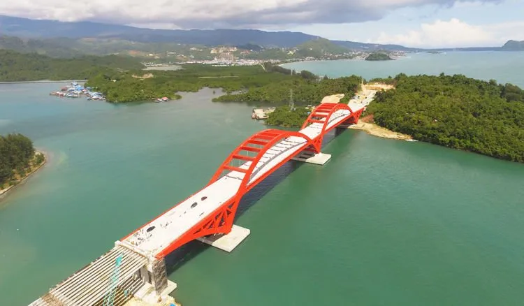 10 Destinasi Wisata di Jayapura yang Keren Banget. Liburan ke Sana Berasa Lagi ke Luar Negeri Lho! 15