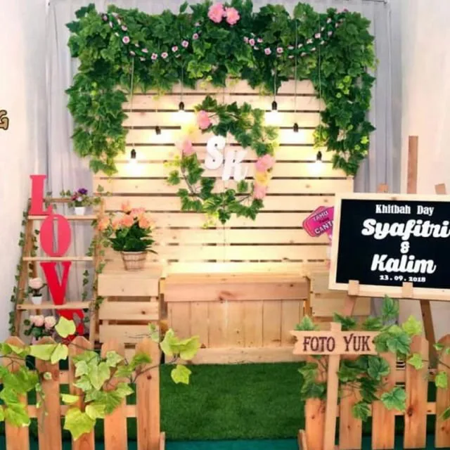 Mengulik 8 Ide Rustic Photobooth ala Pertunangan Ayla Dimitri. Elegan, Tamu Undangan Pasti Terkesan 16