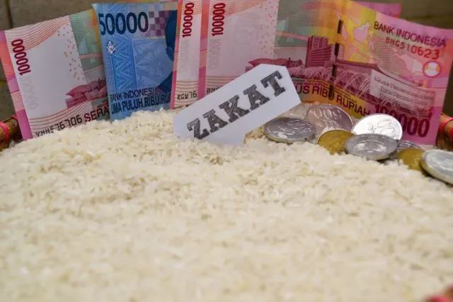 5 Perbedaan Antara Zakat Fitrah dan Zakat Mal. Jangan Keliru, ya! 10 perbedaan zakat fitrah dan zakat mal