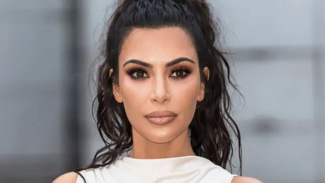 Tips Memilih Nude Lipstick Sesuai 4 Undertone Kulit 8
