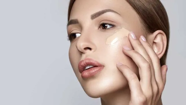 7 Tips Foundation Awet Seharian, Anti Luntur! 14