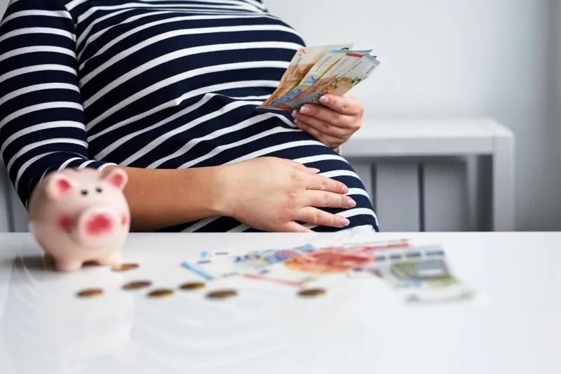 6 Syarat Finansial Saat Rencanakan Kehamilan. Papa Mama Milenial, Sudah Siap-siap Belum?