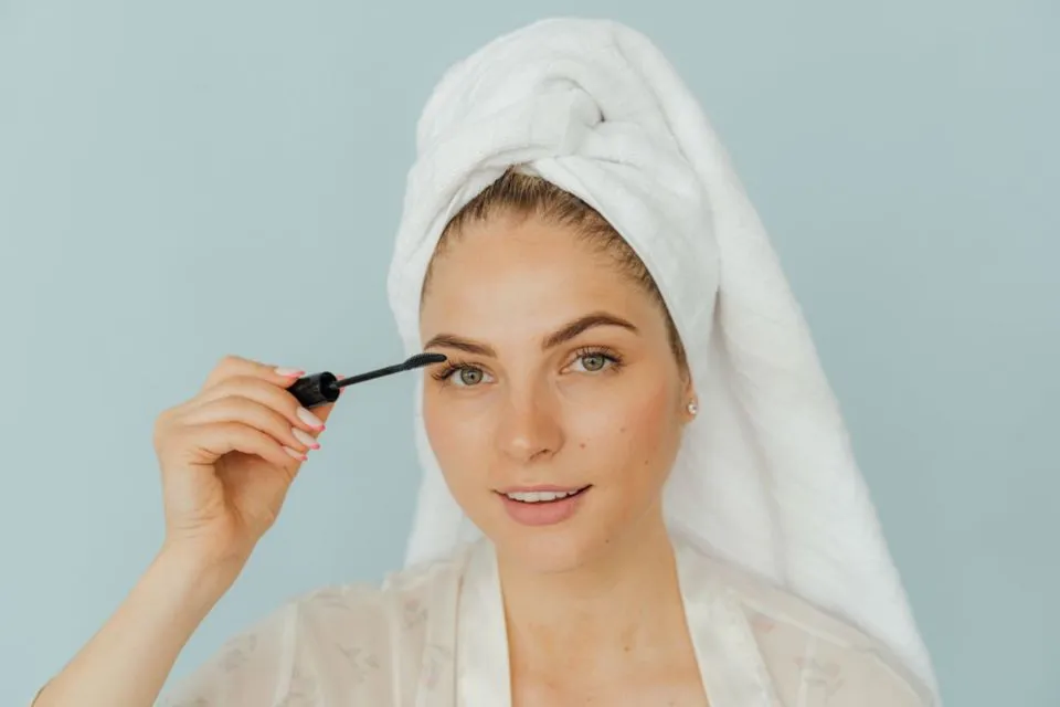 Tips Belajar Makeup untuk Pemula, Hasil Natural Flawless! 8 tips belajar make-up natural