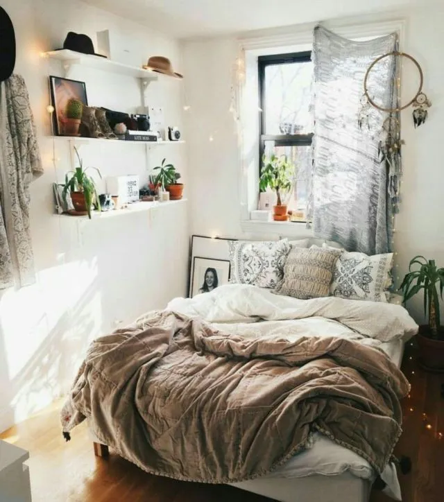 10 Dekorasi Kamar Aesthetic Sempit Sederhana ala Pinterest 12