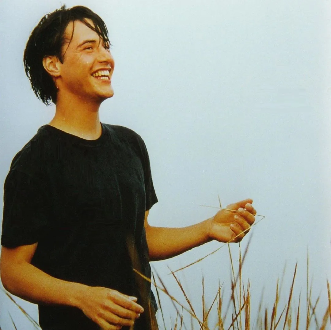 7+ Potret Keanu Reeves 30 Tahun Lalu. Ketampanannya Memang Tak Berkurang Sama Sekali~ 12