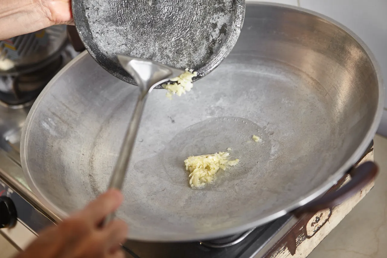 Resep Mi Dok-Dok ala Burjo atau Warmindo yang Super Enak 9