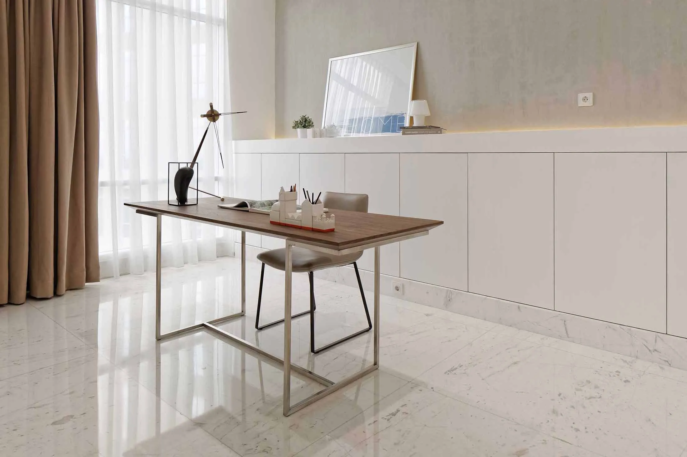 8 Ide Desain Meja Kerja Kecil Keren di Rumah