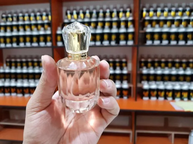 9 Parfum Refill Termurah Buat Cowo & Cewe 15 parfum refill pria