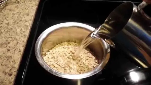8 Cara Meracik Masker Oatmeal untuk Redakan Jerawat. Mudah dan Hemat! 9 masker oatmeal