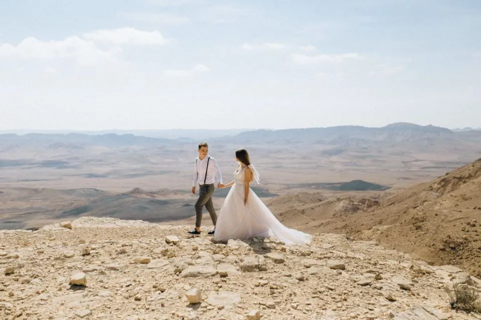 Ingin Ikut Tren Pre-wedding di Puncak Gunung Nggak Salah kok, Tapi Baca Dulu 6 Tips ini ya! 5