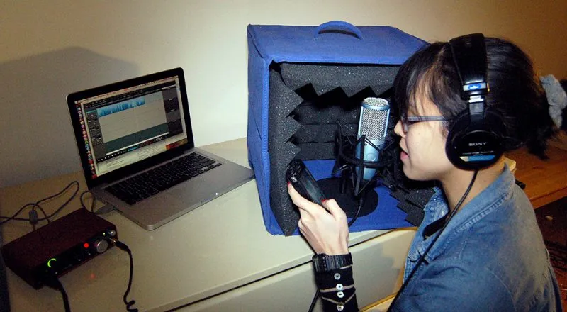 6 Alasan Kenapa Kamu Mending Bikin Podcast Saja Ketimbang Harus Ribet Nge-vlog