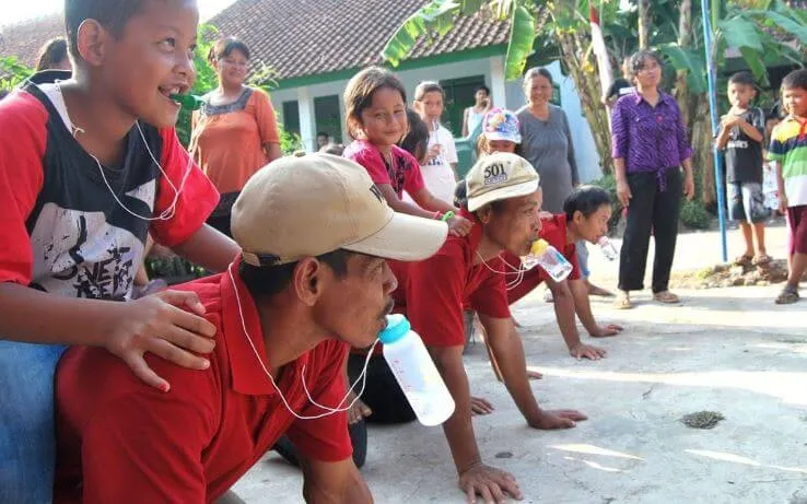 11 Ekspresi Konyol Lomba 17-an. Foto Kaya Gini nih yang Bikin Kangen Agustusan! 20