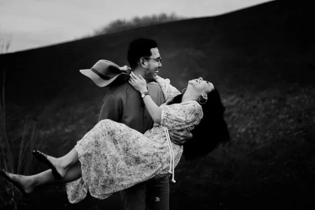 11+ Ide Foto Prewedding Casual Hitam Putih 14