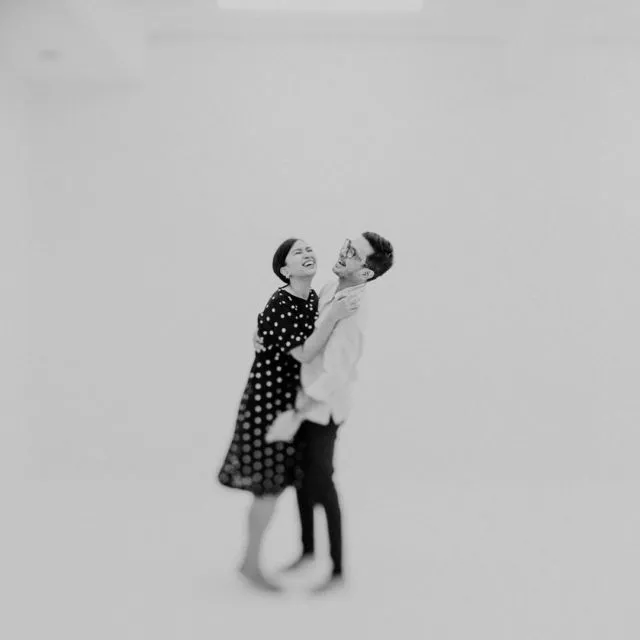 11+ Ide Foto Prewedding Casual Hitam Putih 22