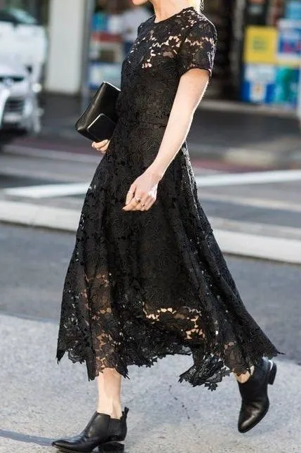 10+ Model Baju Brokat Atasan Selain Buat Kebaya 14