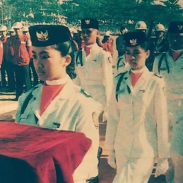 Jadi Momen Kebanggaan Tersendiri, ini 7 Seleb yang Pernah Bergabung Jadi Anggota Paskibraka 10