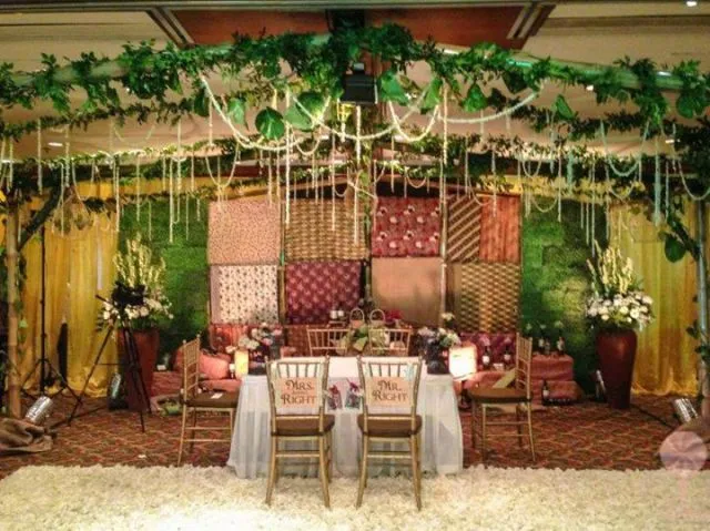 10 Dekorasi Pernikahan Memanfaatkan Kain Tradisional 15