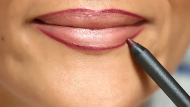 5 Tips Pemakaian Lip Liner. Asal Diikuti, Bibirmu Bisa Cetar Membahana 6