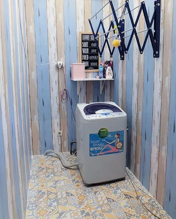 10 Ide Penataan Tempat Cuci Baju di Belakang Rumah. Sempit tapi Berguna 14 tempat jemuran belakang rumah