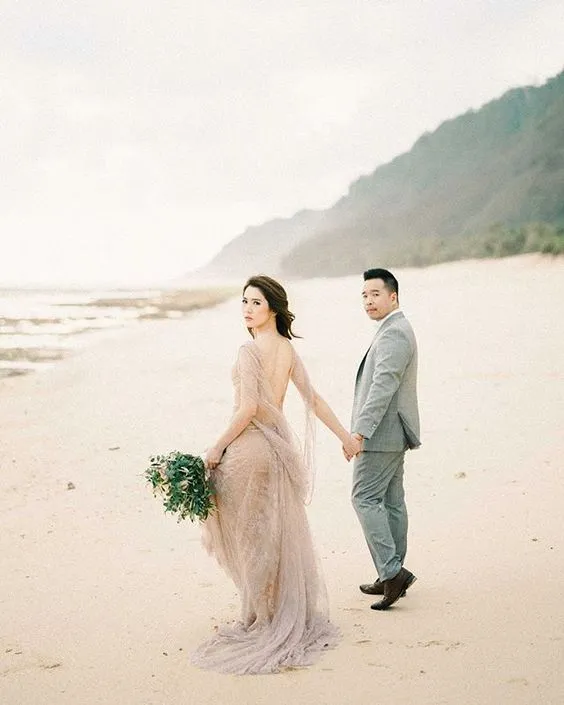 10 Tips Memilih Wardrobe untuk Foto Pre-wedding 16