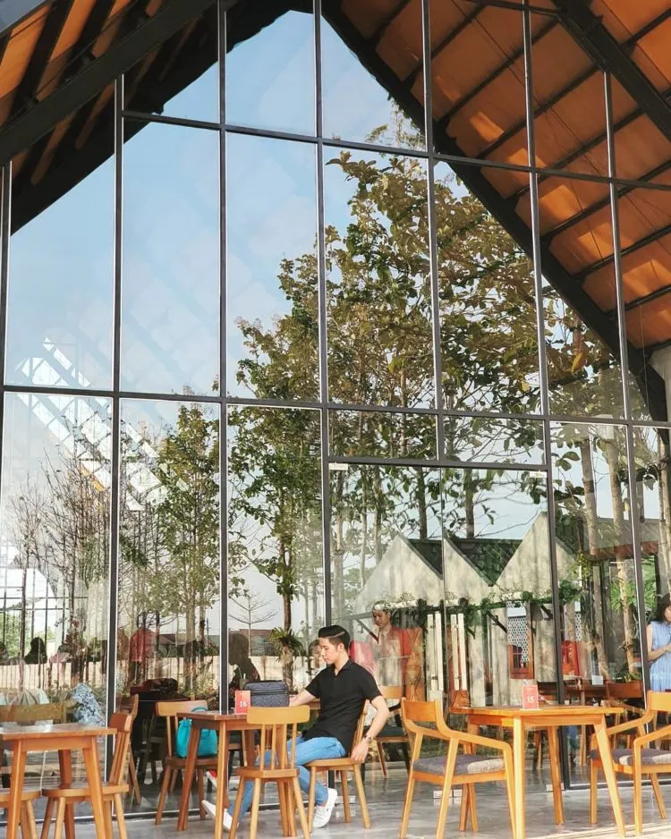 Grandis Barn: Resto Instagramable di Solo Raya 15