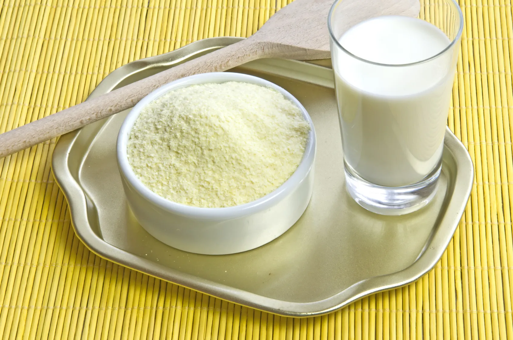 Nutrisi Utamanya Sama, Tapi Antara Susu Cair dan Susu Bubuk Sehat Mana sih  Sebetulnya?