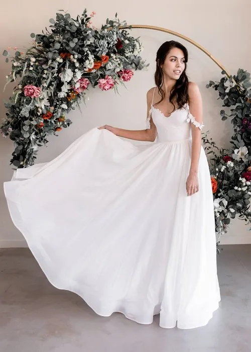 8 Label Busana Pengantin Eco-Friendly yang Keren 10
