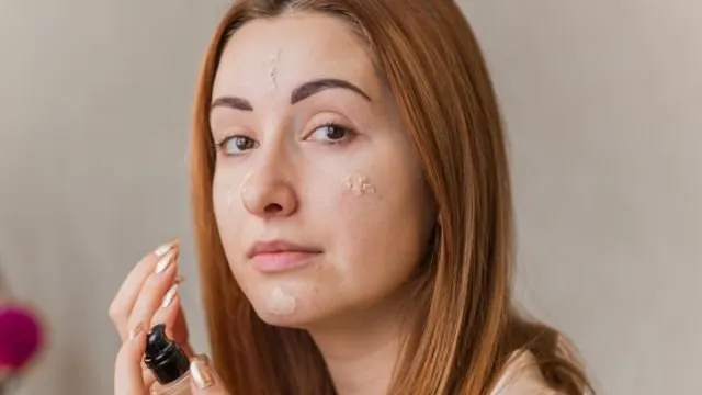 6 Perbedaan Cushion dan Foundation, Jangan Sampai Salah! 8