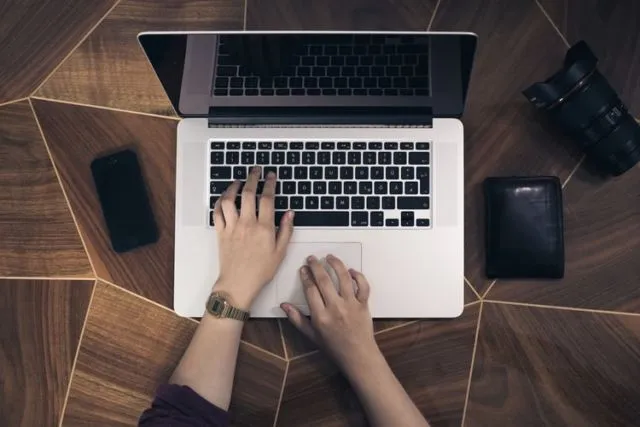 7 Kerja Online dari Rumah untuk Pelajar & Mahasiswa 9 pekerjaan online