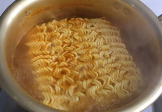 Resep Ramyeon ala Korea Bermodal Mi Instan 10