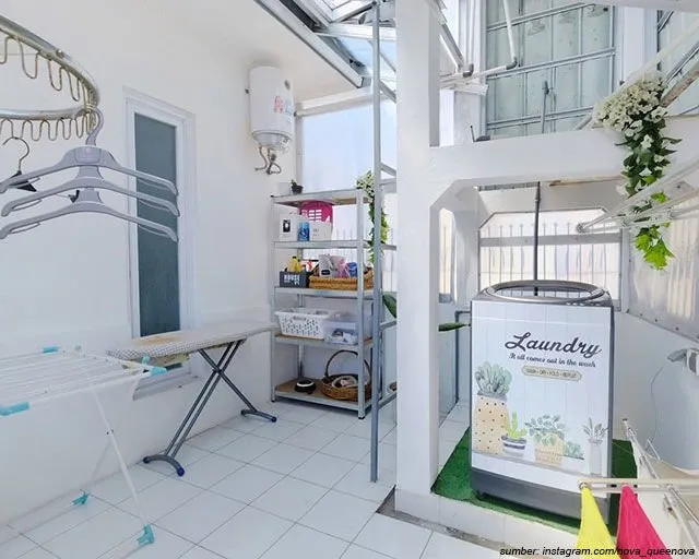 10 Ide Penataan Tempat Cuci Baju di Belakang Rumah. Sempit tapi Berguna 19 desain tempat cuci baju outdoor