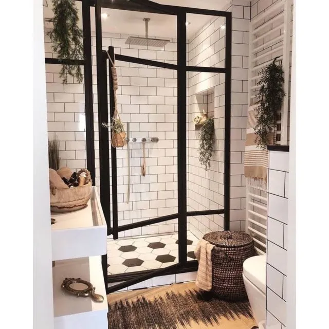 11 Desain Kamar Mandi Ukuran 2x1 Minimalis & Terlihat Luas 22