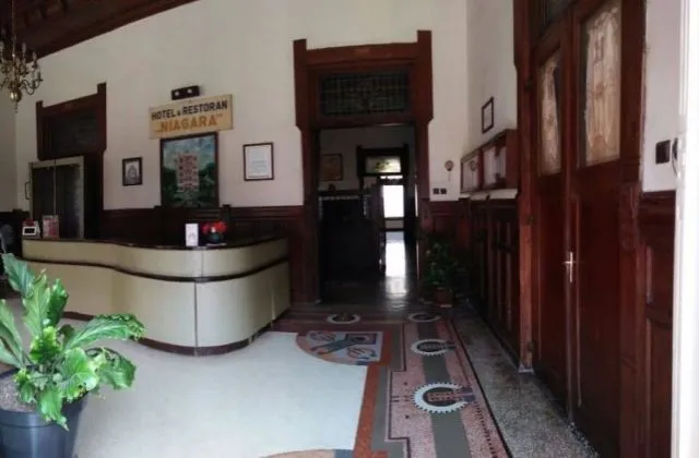 Kisah Misteri Hotel Niagara Malang & Sejarahnya 8